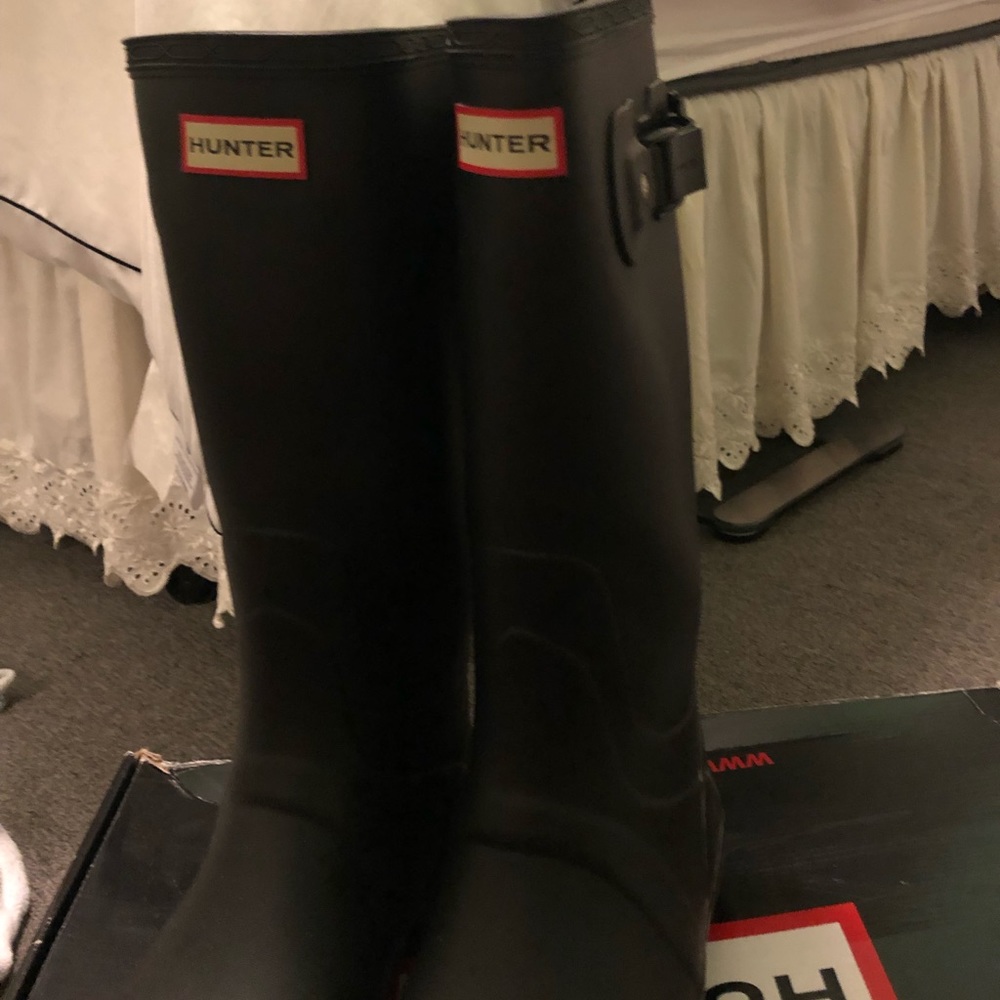 Hunter Black US 9M Rain/Snow boots